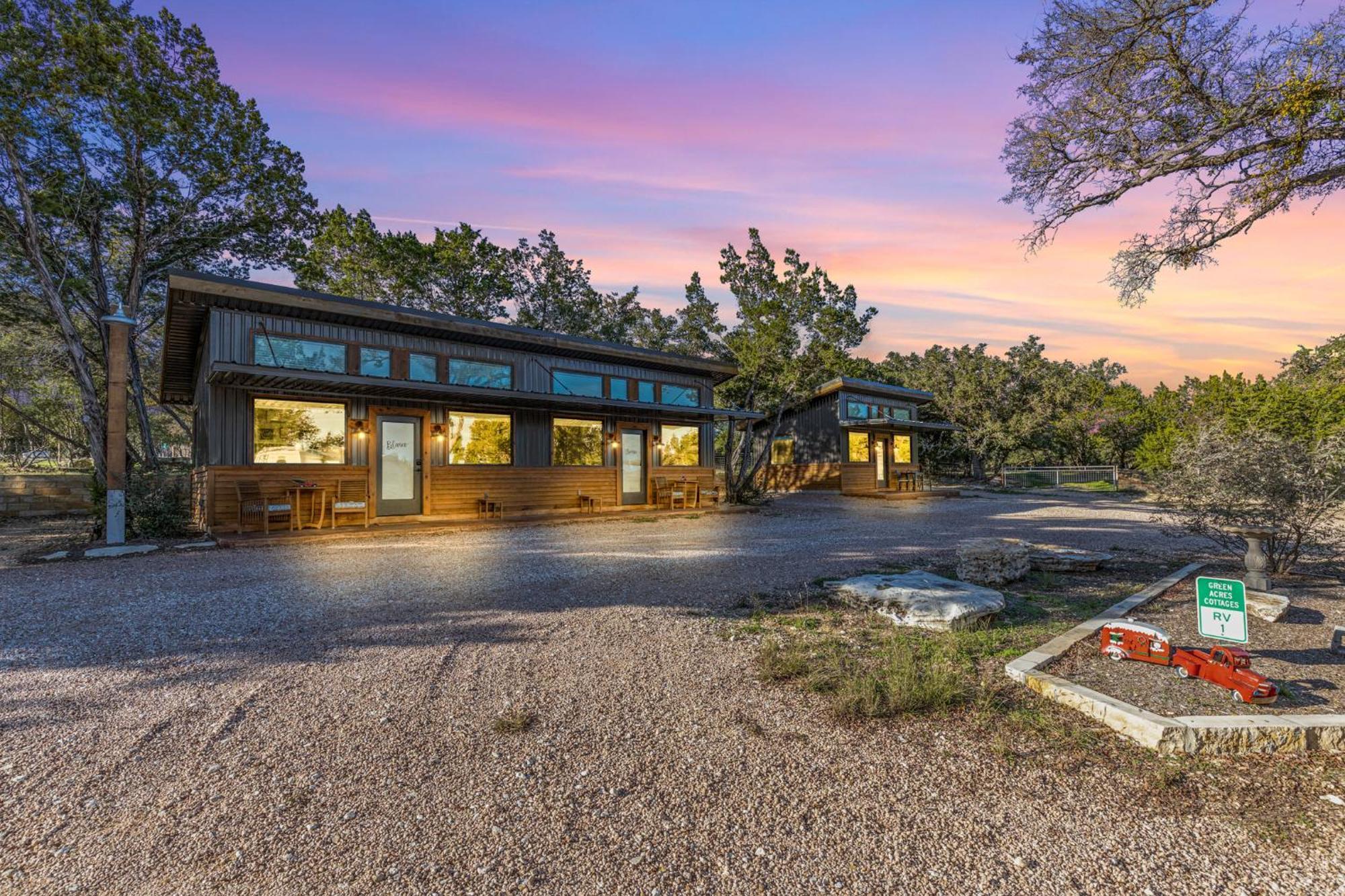 7A Ranch Hotel Wimberley Exterior photo